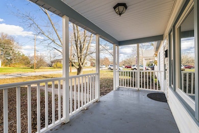 2224 Mount Vernon St, Waynesboro, VA 22980 - photo 3