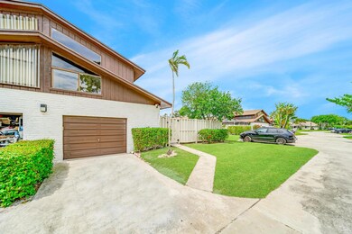 9788 Boca Gardens Cir N unit B, Boca Raton, FL 33496 - photo 3