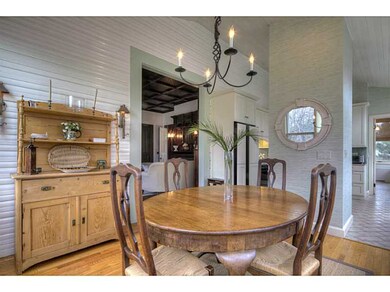 107 Old Beach Rd unit 1, Newport, RI 02840 - photo 6