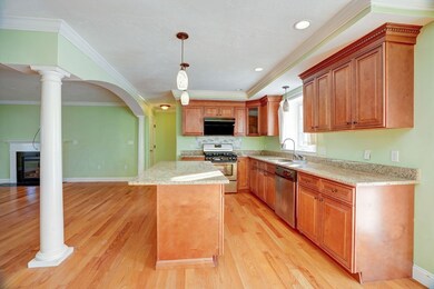 20 Neponset St, South Walpole, MA 02071 - photo 4