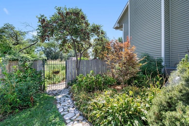 202 S Mars St, Wichita, KS 67209 - photo 3