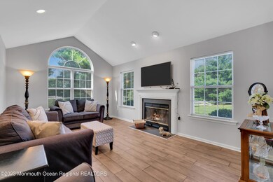 2357 W Ashfield Ct, Toms River, NJ 08755 - photo 4