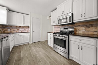 1509 Graham Dr, Tyler, TX 75701 - photo 3