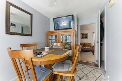 17 Gordon Blvd, Battle Creek, MI 49037 - photo 5