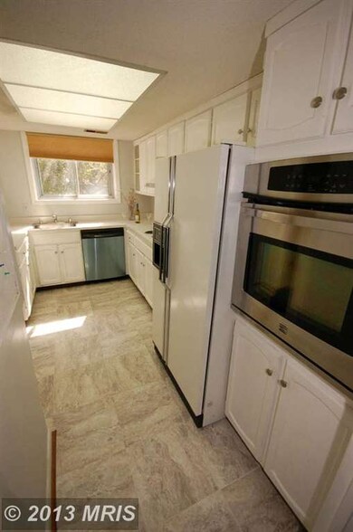 3208 Gleneagles Dr, Silver Spring, MD 20906 - photo 3