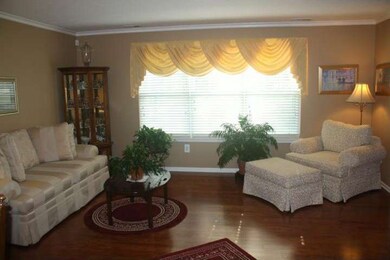 501 Hydrangea Dr, Mount Laurel, NJ 08054 - photo 5