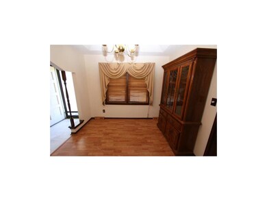 Dining Room measures 11'x11'.