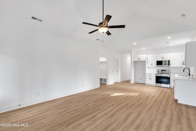 1134 Watts Landing Rd, Hampstead, NC 28443 - photo 5