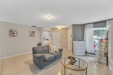 2404 Cancun Ct, Kissimmee, FL 34743 - photo 4