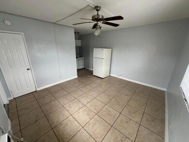3300 Broadway unit 14, West Palm Beach, FL 33407 - photo 2