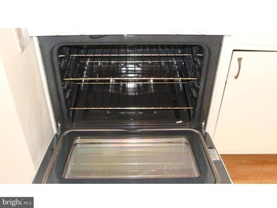 207 E Broad St, Palmyra, NJ 08065 - photo 4