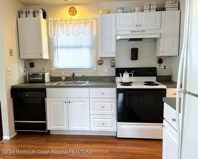 28 Caribou Dr unit 70, Whiting, NJ 08759 - photo 7