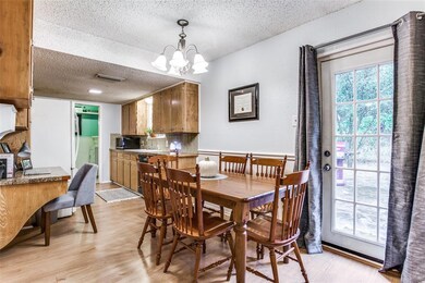 2115 Westwood Dr, Denton, TX 76205 - photo 6