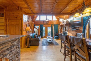 905 Mcmakin Way unit Cabin, Pigeon Forge, TN 37863 - photo 5