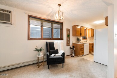 1937 N Kavaney Dr MLS-11