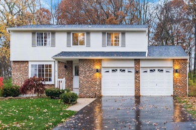 615 Vancouver Dr, Westerville, OH 43081 - photo 2