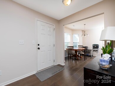 817 Ranchero St, Statesville, NC 28677 - photo 4