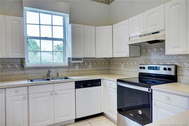 724 SE Michaels Ct, Stuart, FL 34996 - photo 5