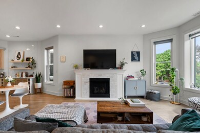 3432 W Belden Ave unit 2, Chicago, IL 60647 - photo 3