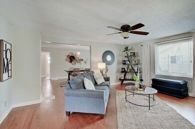 425 N 20th Ave, Beech Grove, IN 46107 - photo 2