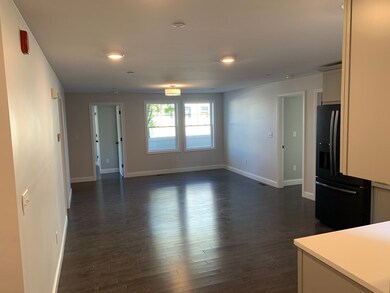 559 Summer St unit R5, Lynn, MA 01905 - photo 4