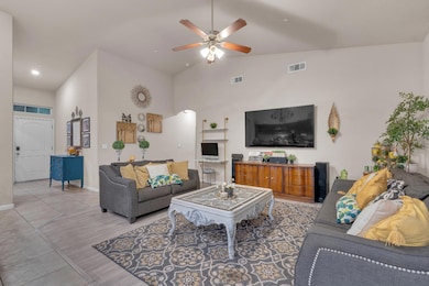 5302 W Homan Ave, Fresno, CA 93722 - photo 5