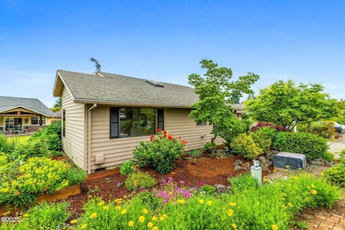 3-web-or-mls-1945 Banyan Ct NW 3