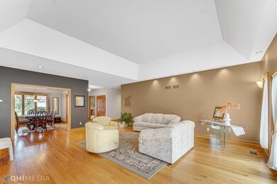 812 Royal Dublin Ln, Dyer, IN 46311 - photo 3