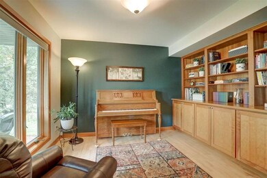 2798 Hollyhock St, Fitchburg, WI 53711 - photo 3