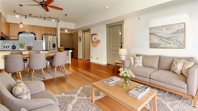 Starpoint unit 204, Issaquah, WA 98029 - photo 6