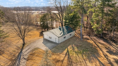 2011 Merlin Ave, Somerset, KY 42503 - photo 6