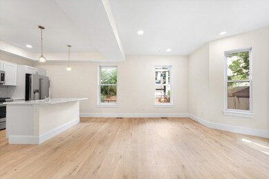 12 Arnold Cir unit 3, Cambridge, MA 02139 - photo 4