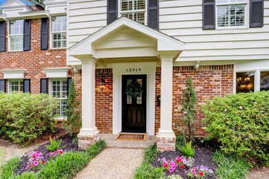 13919 Pebblebrook Dr, Houston, TX 77079 - photo 4