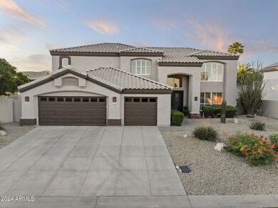 1-web-or-mls-12148-e-sahuaro-dr