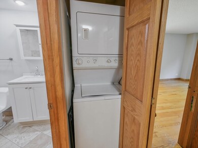 Huntington Grove Condominiums unit AE2, Hoffman Estates, IL 60169 - photo 7