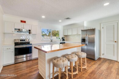 4-web-or-mls-206 Corona-4