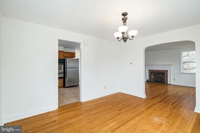 2412 Olcott Ave, Ardmore, PA 19003 - photo 3