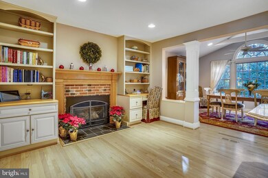 10062 Marshall Pond Rd, Burke, VA 22015 - photo 6