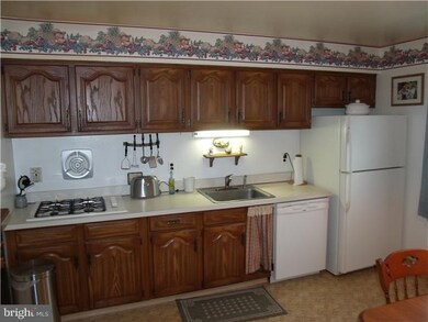 905 Jeffrey Dr, Southampton, PA 18966 - photo 6