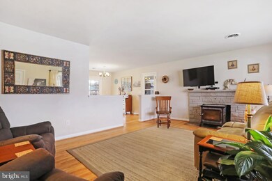 16635 Longstreet Dr, Williamsport, MD 21795 - photo 6