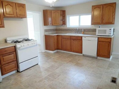 Kitchen. This Brand NEW kitchen is designed for pe
