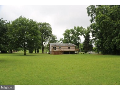 2513 Leiszs Bridge Rd, Reading, PA 19605 - photo 5