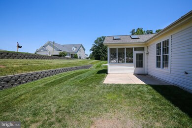 6222 Cobblers Green Ct, Gainesville, VA 20155 - photo 3