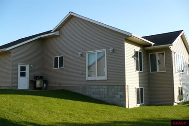 44 Cedar Dr, New Ulm, MN 56073 - photo 4