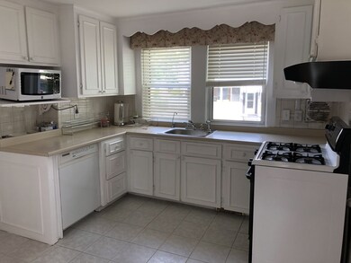 2 Farnum St, Quincy, MA 02169 - photo 3