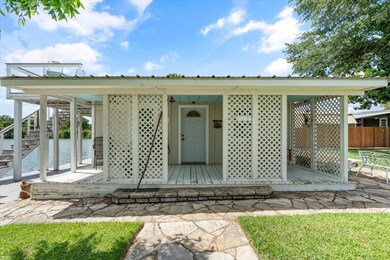 4608 Retreat Ct, Granbury, TX 76049 - photo 3