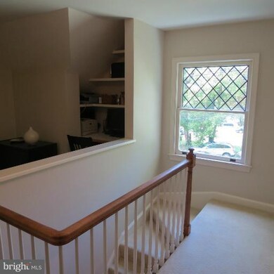 6713 Annan Dr, Bethesda, MD 20816 - photo 4