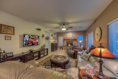 010_Family Room