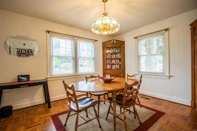 Built in corner cabinets are classic.