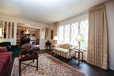 Large picture window to let in the Light.